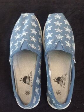 Aloha Island Kids' Blue Star Canvas Slip-Ons